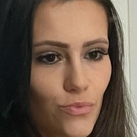 Амиана Голе