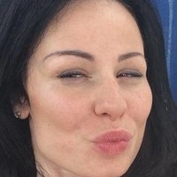 Анђела Ферлаино Голе