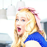 Ешлин Спаркс Голе