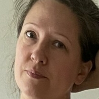Ава Бредли Голе