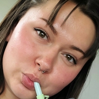 Ејвс Дустхингс Голе