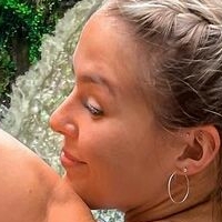 Бриони Менгем Голе
