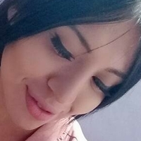 Камила Голе