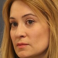 Камил Саливан Голе