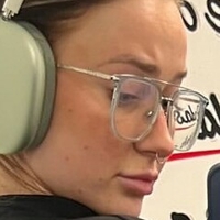 Шарлот Џ. Конел Голе