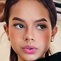 Чејла Колинс Голе
