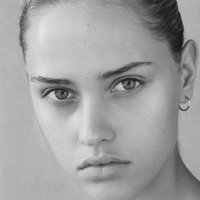 Клер Гена Голе