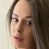 ееемили Голе