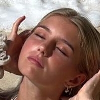 Јелена Зое Голе