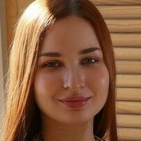 Ели Стентон Голе