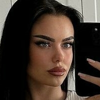 Евелин Оушен Голе