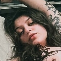 Изабела Медеирос Голе