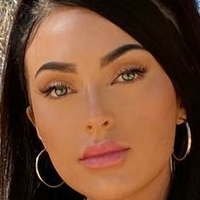 Џулиалинсандовал Голе