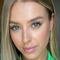 Клаудиа Крощек Голе