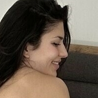 Леони Линднер Голе