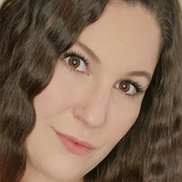 Лекси Скај Голе