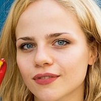 Лили Епли Голе