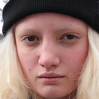Лили Вокер Голе