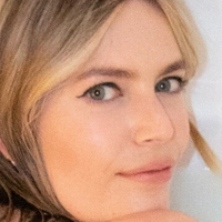 Лиминал Моми Голе