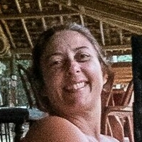 Линда С. Сантана Голе