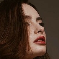 Лира Карина Голе