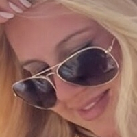 Меви Ноел Голе