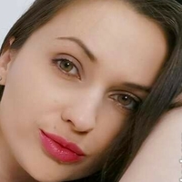Миа Годдес Голе