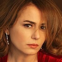 Назан Кирилмиш Голе