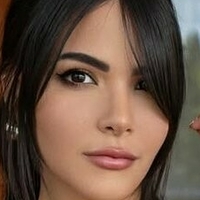 Никол Дуајер Кју Голе