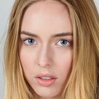 Оксана Роуз Голе