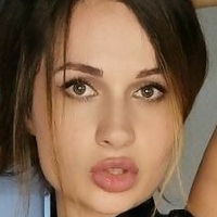Пети Кели Лав Голе