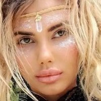 Сахара Реј Голе