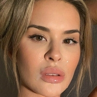 Шиобан Макиннон Голе