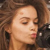 Стефани Моир Голе