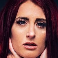 Тана Лиа Голе