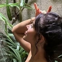 Тајла Стоун Голе