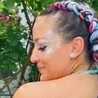 Вероника Џејмс Дохерти Голе