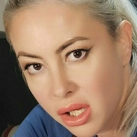 Ует Кели Голе