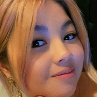 yoitsvivian Голе