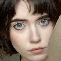 Твоја мала лутка Голе