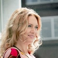 Ивон Харлоу Голе